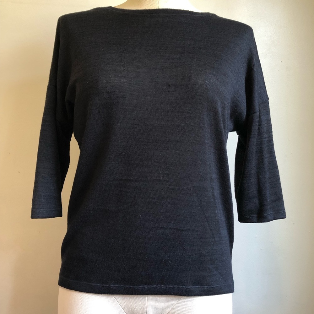 Kim Rogers 3/4 sleeve light weave sweater.